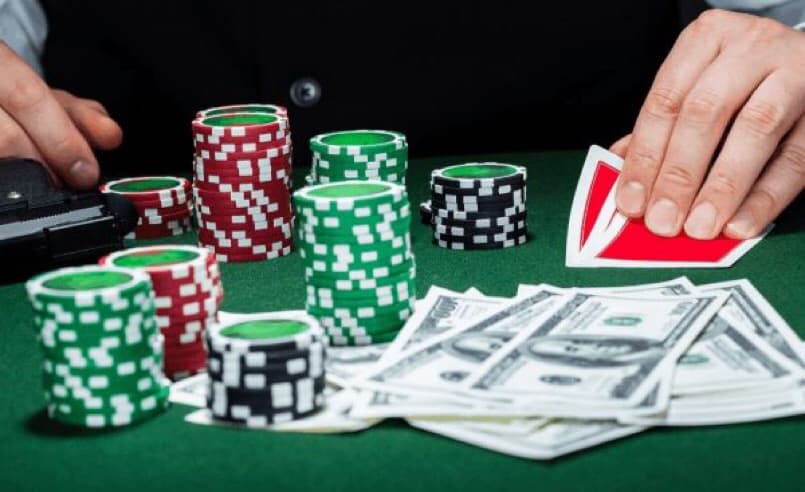 Bluff trong poker gì bạn đã biết cụ thể chưa?